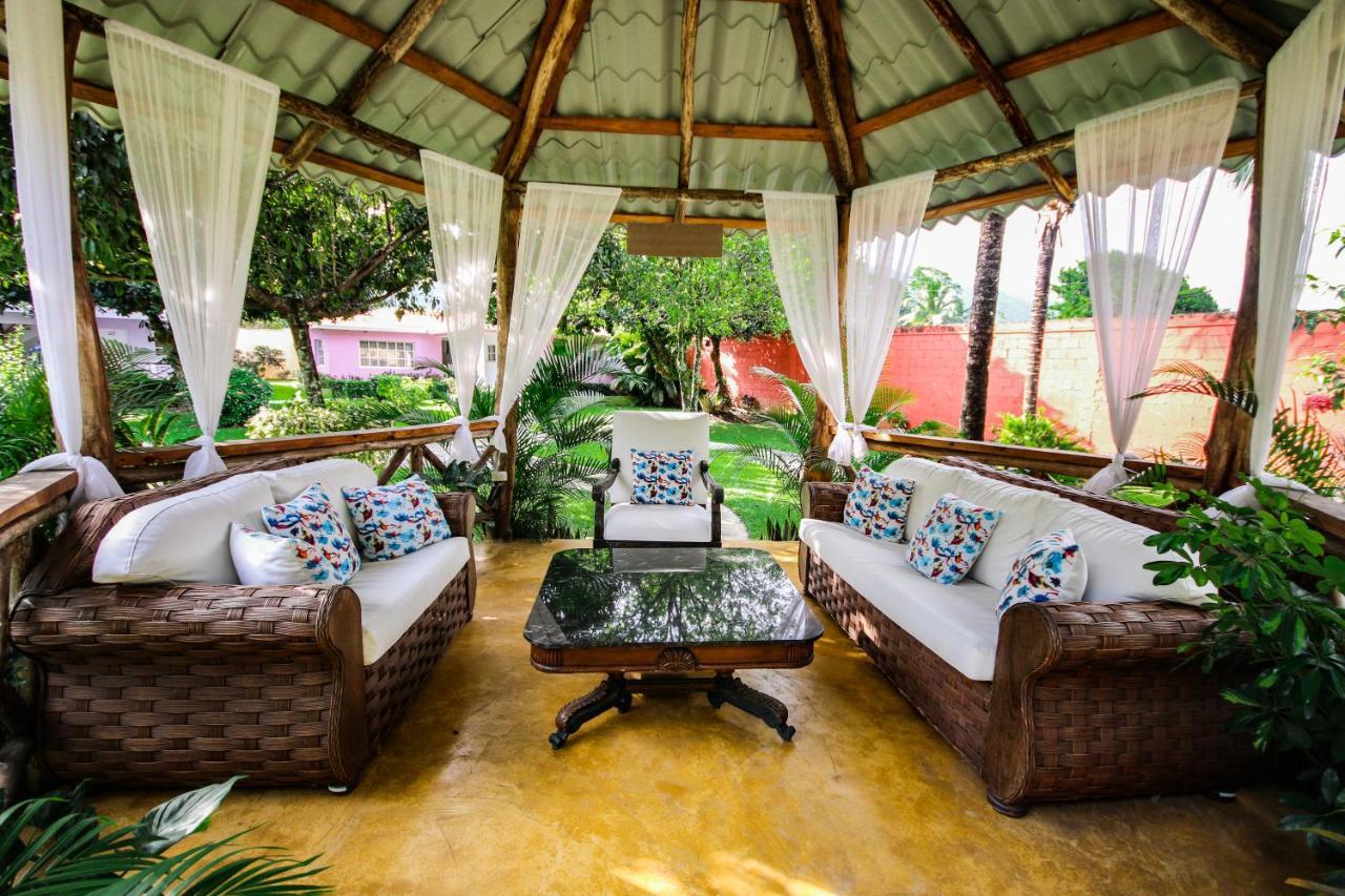 Deluxe Suites Guacamayos - Eco-Lodge & Swimming Pool Bonao Luaran gambar
