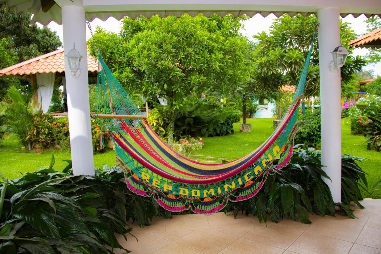 Deluxe Suites Guacamayos - Eco-Lodge & Swimming Pool Bonao Luaran gambar